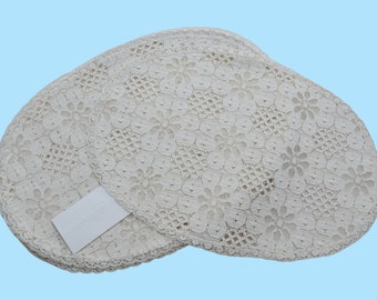 8 Vintage Ecru Lace Placemats by Picadilly Square