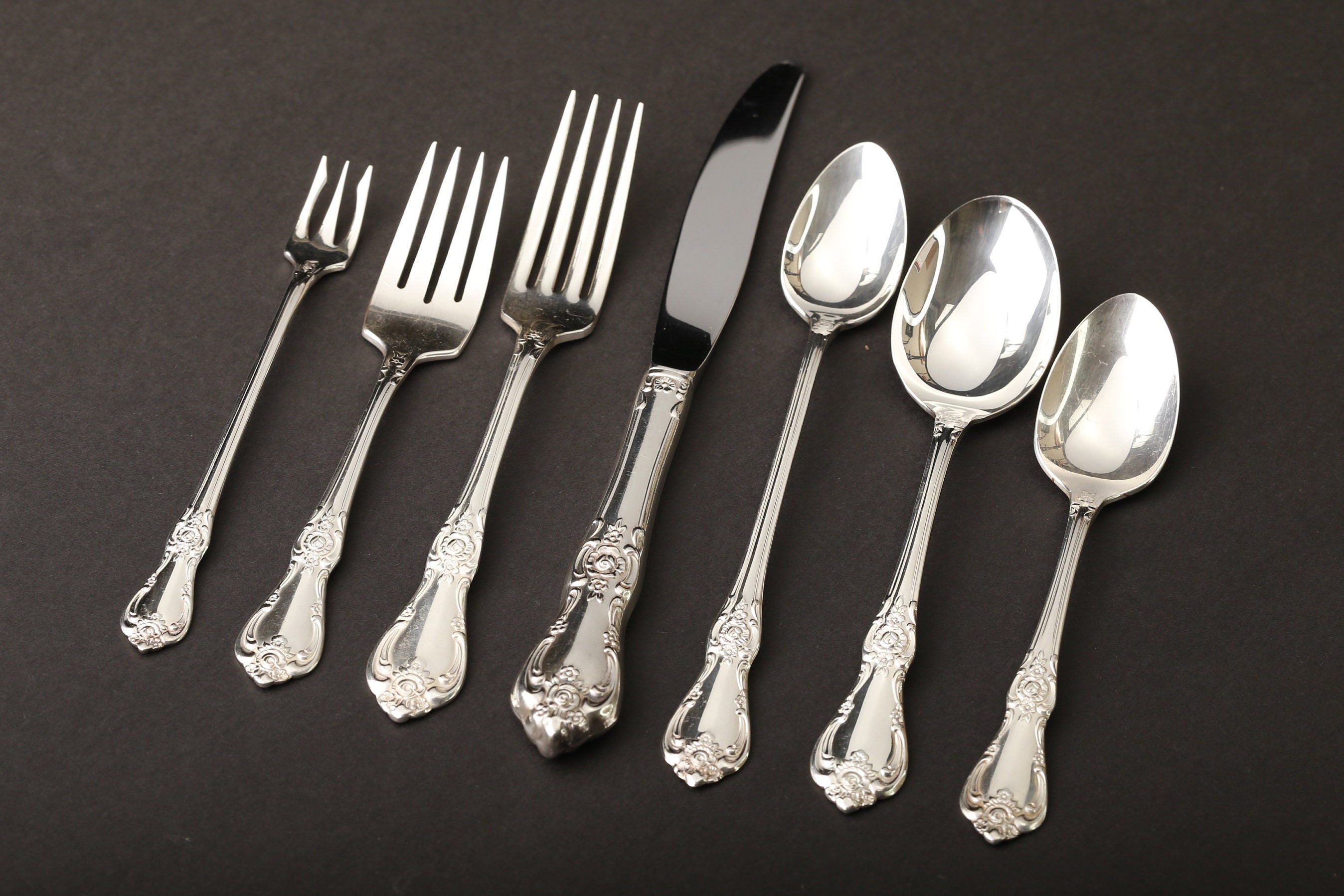 1965 7-piece Place Setting Wm A Rogers Oneida Ltd Vanesa Francesca