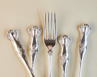 Dinner Forks in Vintage 1904 Pattern Silver Plate by 1947 Rogers Bros, XS Triple International Silver Set of 5