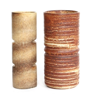 Lore Beesel vases set of 2 B136 B81 dutch studio pottery mid century modern ceramic pots seventies Matt Camps brown caramel espresso beige