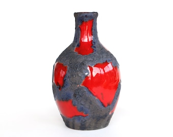 マライ・ファット・ラバ・ベース：ミッドセンチュリー・モダン西ドイツ