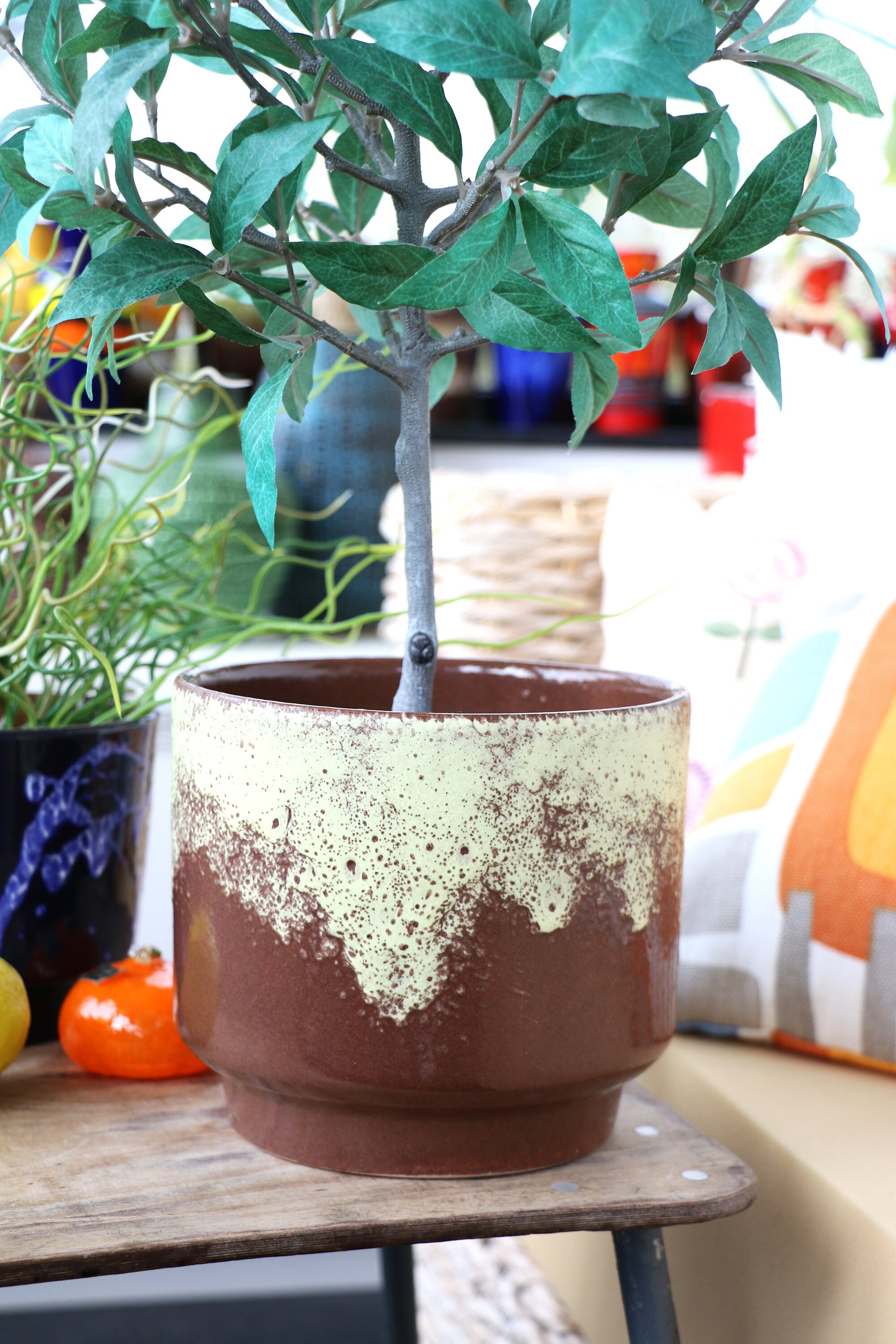 Dümler & Breiden Planter Brown Yellow Planter FAT LAVA Drip