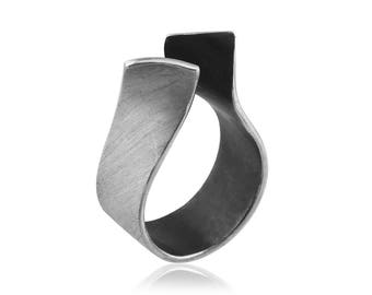 Sterling Silver Minimalist Oxidised Curve Ring | 2 Color Adjustable Ring | Unisex Jewellery | Gift for Her | Gift for Him