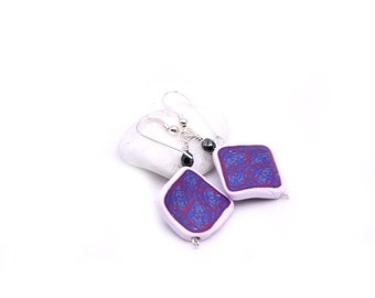 Elegant handmade earrings, purple and white warrings, fimo earrings