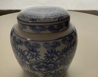 Beautiful blue and white porcelain Ginger Jar.