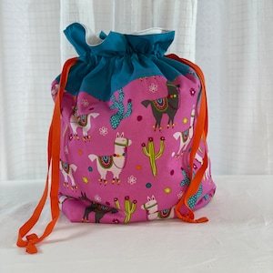 Sac cadeau lama |   Trousse de toilette Lama |   Sac de rangement en forme de lama |   Sac cadeau réutilisable |  Sac à cordon doublé |  Sac cadeau en tissu