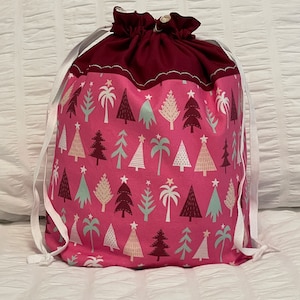 Sac cadeau de Noël rose | Sac à bonbons |  Sac cadeau réutilisable | Sac cadeau rose |  Sac à cordon doublé | Sac cadeau en tissu |  Sachet de bonbons
