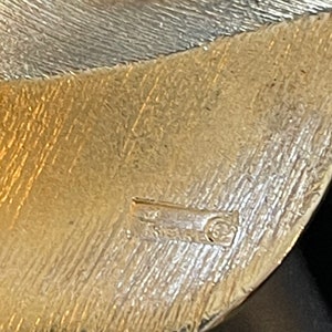 Excellent Rare Trifari Crown Mark Wide Leaf image 3
