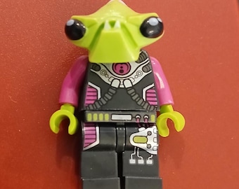 Minifigura de piloto alienígena espacial LEGO