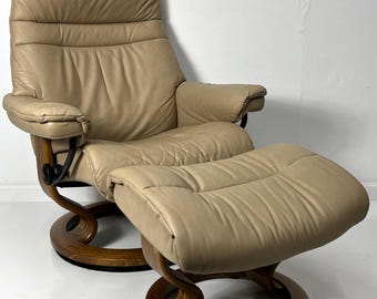 Ekornes Stressless Medium "SUNRISE" Sand Leather Swivel Recliner Chair Ottoman