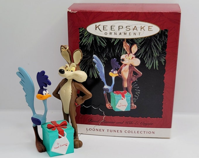 Road Runner Christmas Ornament 