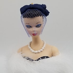 Barbie Gay Parisienne Hallmark Ornament 1999 Series 6