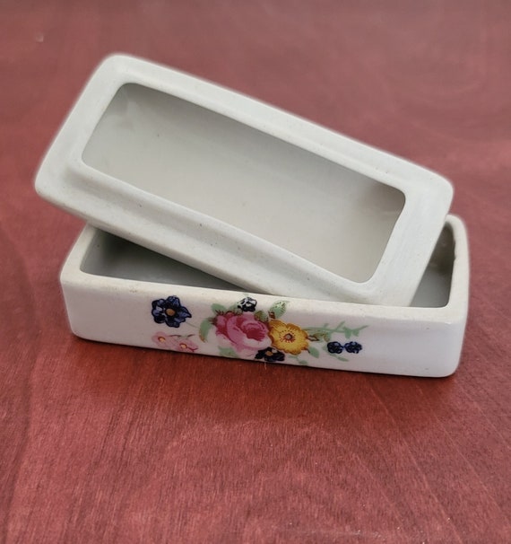 Tiny Trinket Box Floral Made in China Ring Box St… - image 6