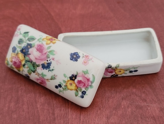Tiny Trinket Box Floral Made in China Ring Box St… - image 2