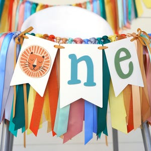 Banner de silla alta para primer cumpleaños con desfile de animales: Decoración de fiesta Lion ONE