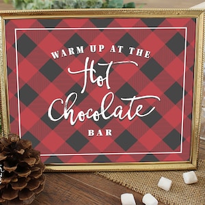 Bord met geruite buffel warme chocolademelk: houthakkerfeestdecor (8 x 10 afdrukbaar)