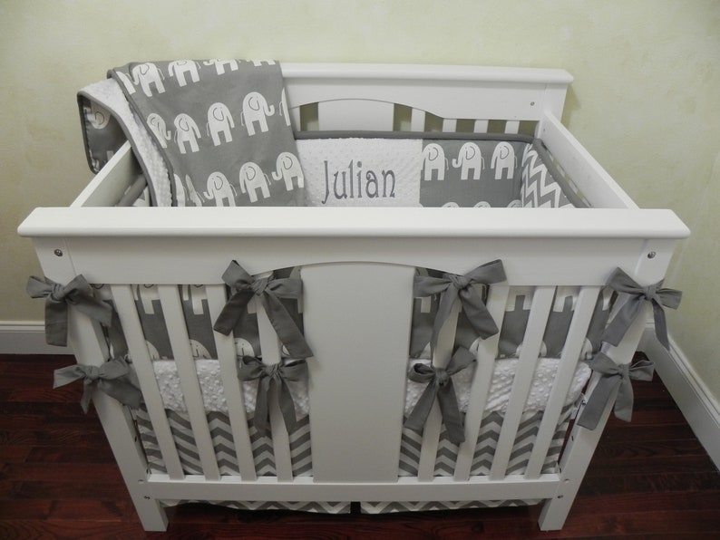 Mini Crib Bedding Sets Dazzle Everyone With Your Decor