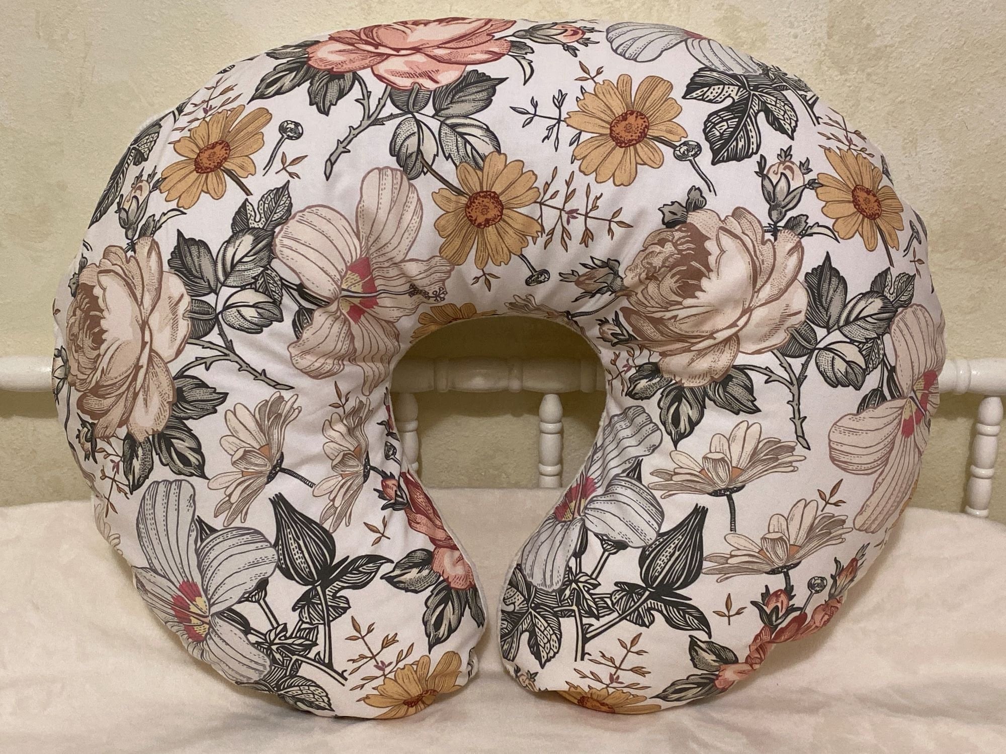 Floral boppy cover 2025