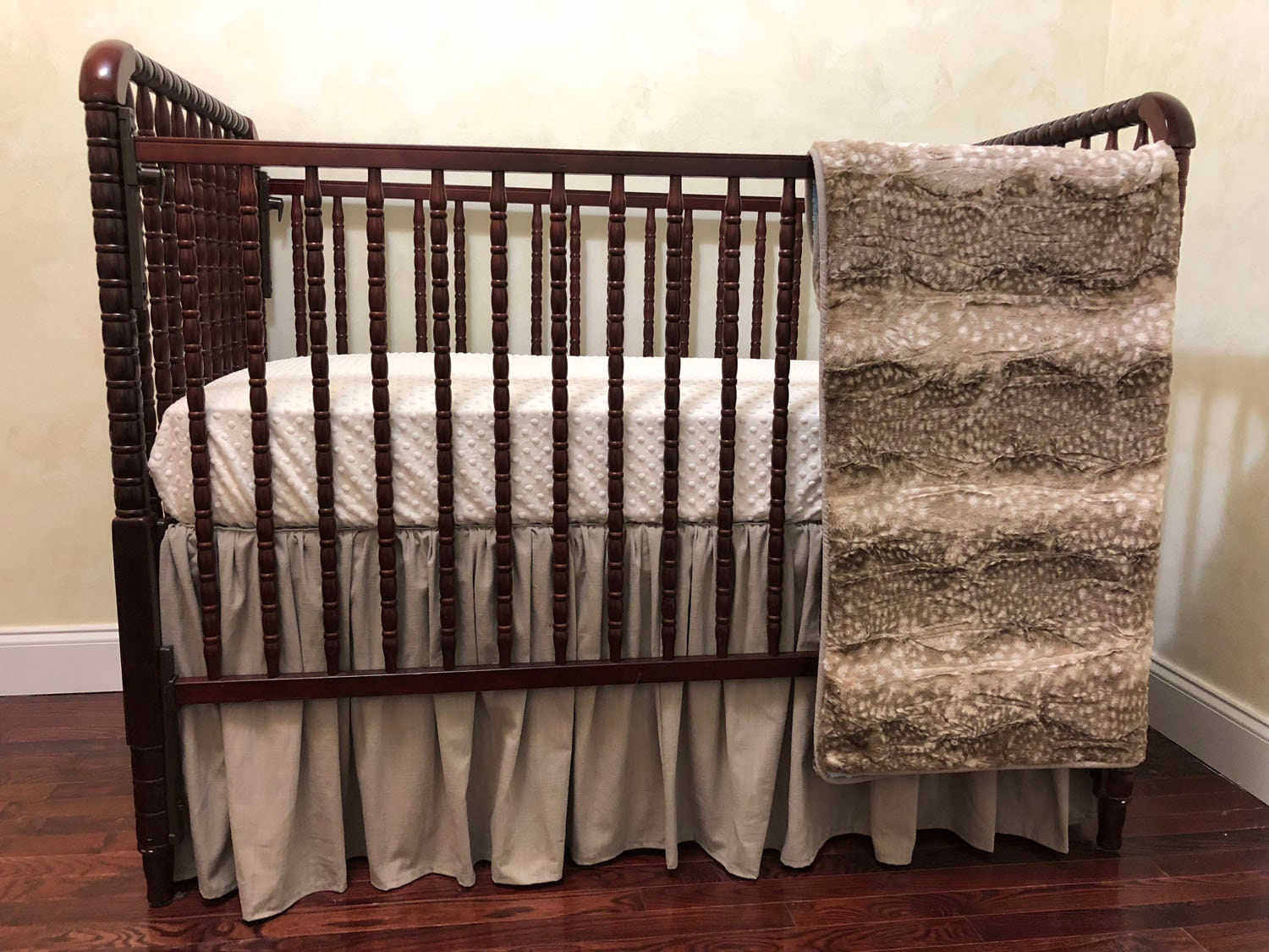 woodland crib set girl