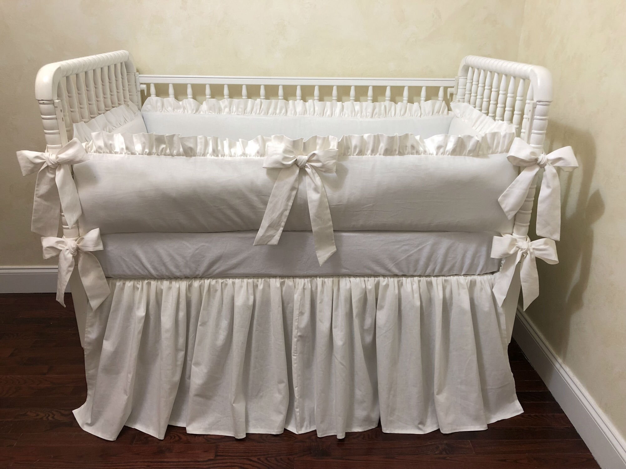 neutral crib bedding