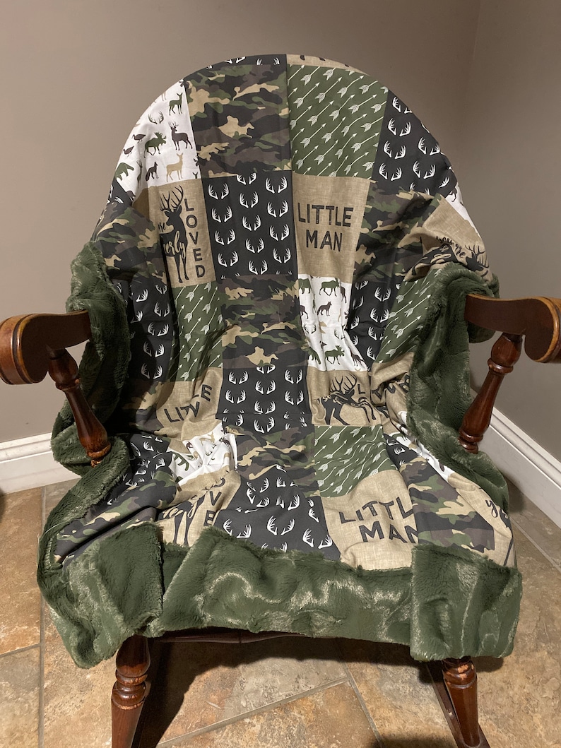 Deer Haven Quilted Blanket NCU0DDK2226