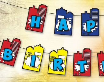 Può includere: Uno striscione colorato con le parole "Happy Birthday" in lettere blu, rosse e gialle. Ogni lettera è circondata da una grafica di città. Lo striscione è infilato su uno spago bianco.