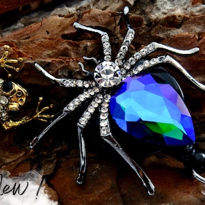 Spider Badge Clip, Retractable ID Badge Holder, Cute Halloween Spider Badge Reel, Nurse Halloween Accessory, Halloween Doctor Gifts