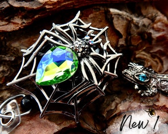 Bling Spider Badge Clip, Retractable Rhinestone Spider Badge Clip, Cute Halloween Spider Badge Holder, Halloween Nurse Jewelry, RN Gift