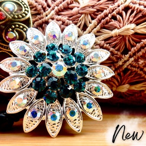 Floral Form Retractable Badge Reel, Strass ID Badge Reel, Identifikation Badge Reel, Krankenschwester Badge Reel, Badge Reel Geschenk für Frauen