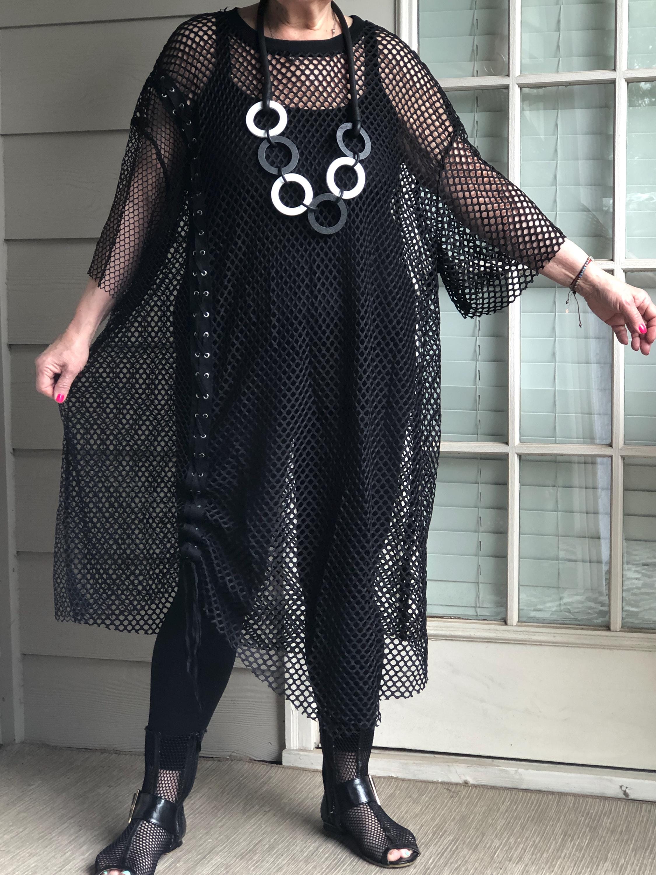 black dress net - Etsy With its long sleeves Size:1X Work 29115O WOW…🙌🏻 NEW IN “zig
