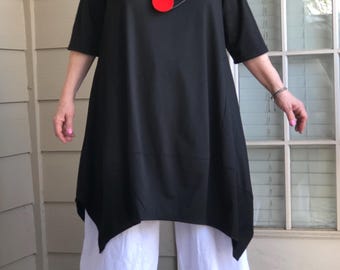 Lagenlook Art To Wear Bohemian Asymmetrical Bubble Black Tunic with Necklace