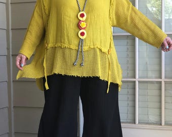 Lagenlook Art To Wear Bohemian Asymmetrical Oversized Linen Gauze Yellow Tunic with Necklace