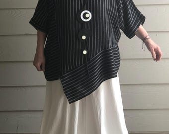 Lagenlook Bohemian Art To Wear Asymmetrical Cotton Gauze Oversized Black  Pinstripe Tunic with Necklace