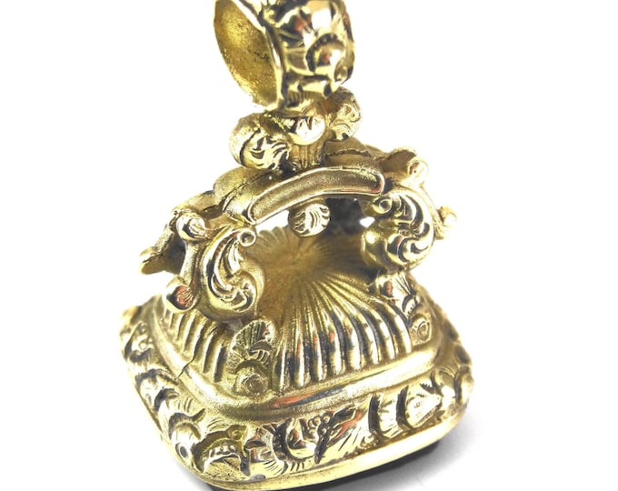 A beautifully carved detailed jet fob seal charm pendant