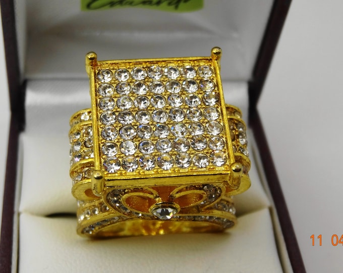 Large Bling crystal gold plated display ring