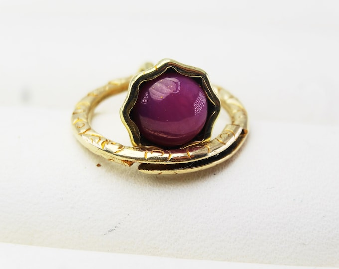 14 carat yellow gold ruby pendant on charm holder
