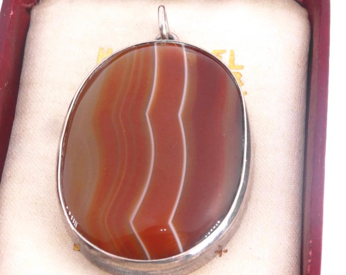 A Gorgeous sterling silver Banded Agate Vintage Pendant-The Perfect Gift