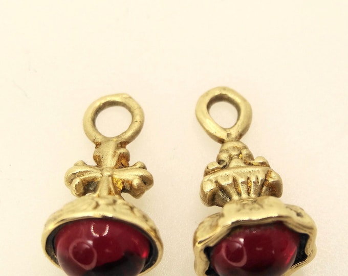 14CT Yellow gold engraved, chased ruby pendants-perfect gift