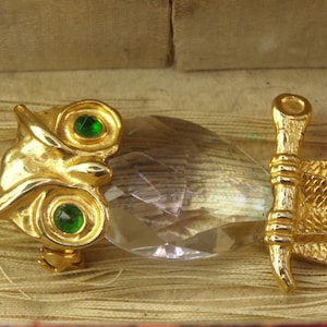 A gorgeous crystal Owl Brooch-Christmas gift