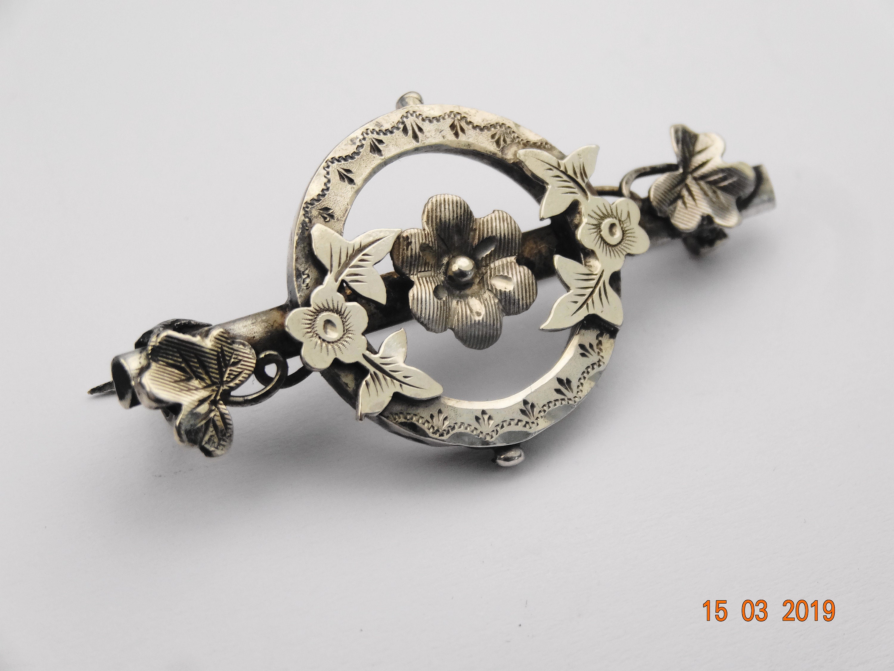 Fnirgexa Sweet Heart Brooch - Silver Crystal Rhinestone Decorative Pin For Sweaters, Hats, Bags - View #11