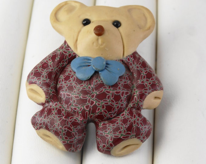 Vintage  bakelite teddy bear brooch - the perfect gift