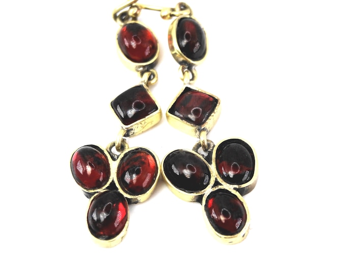 A Beautiful pair of Edwardian Garnet Earrings-Gifting