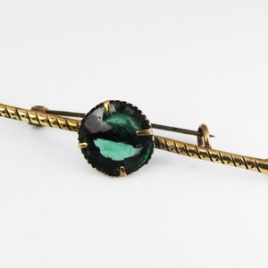 A beautiful pinchbeck paste antique bar brooch - markings 961