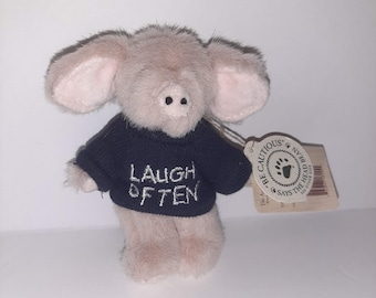 Boyds Bears Mini 4" Messenger Pig T. Hee LAUGH OFTEN TShirt Archive Collectn NWT