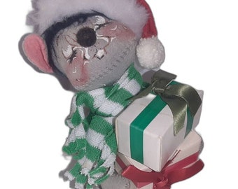 Annalee Puppe 18 cm Weihnachtsmaus mit Geschenken 1989 Nikolausmütze