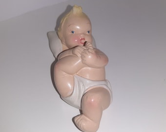 Vtg Piano Baby 5" Holding Foot Ceramic or Wall Hanging 40s Kitsch 2238c Nursery