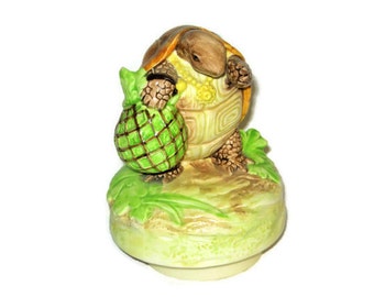 Vintage Schmid Beatrix Potter Mr Alderman Ptolemy Turtle Musical Music box The Tale of Jeremy Fisher porcelain Figurine Ceramic Figure