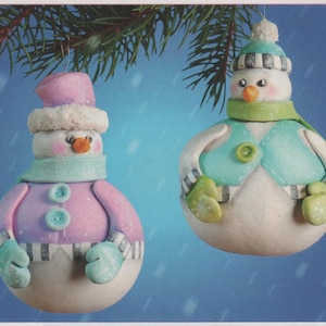Rolly Polly Snow Couple Pattern Packet