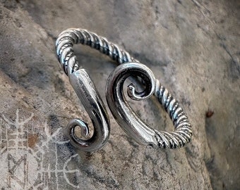 Sterling Silver Ring, Infinity Symbol, Women's Ring, 925 Silver Amulet, Adjustable Ring 5-7 US, Viking Jewelry | Handcrafted by MagicRebel