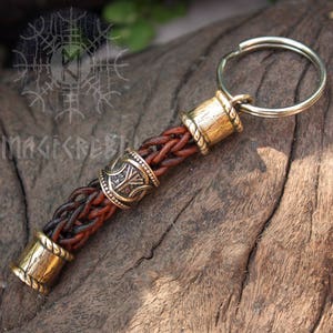 Viking Teiwaz Algiz Runes Bead Handmade Geflochtenes Braun Echtleder Schlüsselanhänger Knoten